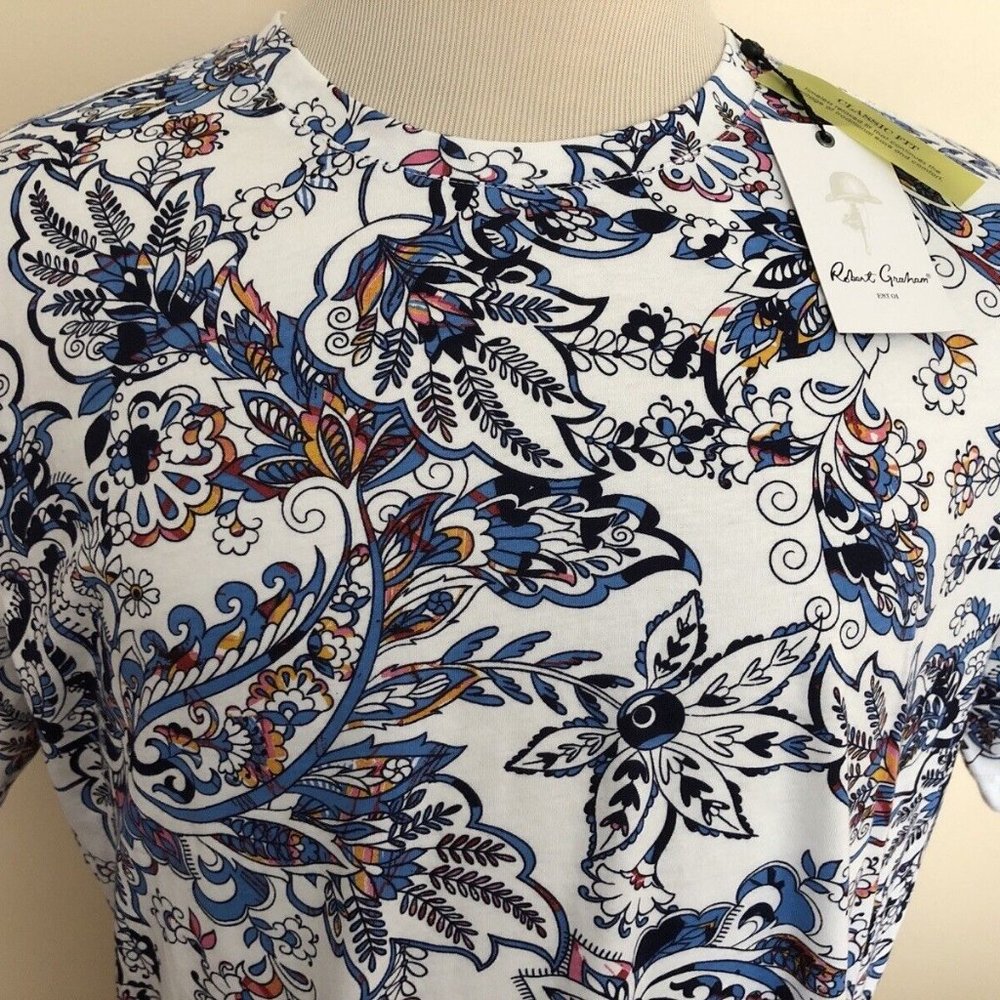 Robert Graham Multicolor Floral Pattern T-shirt Size S BRAND NEW with Tags